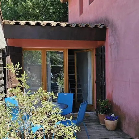 Rdc Terrasse , Climatise, Confort Daire *